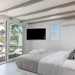 In Mykonos - 6 Bedroom - 1km From - Infinity Pool - Sunset View فيلة *