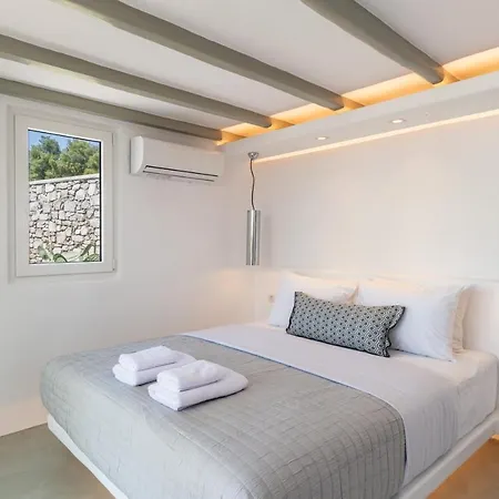 In Mykonos - 6 Bedroom - 1km From - Infinity Pool - Sunset View 빌라 Mykonos Town